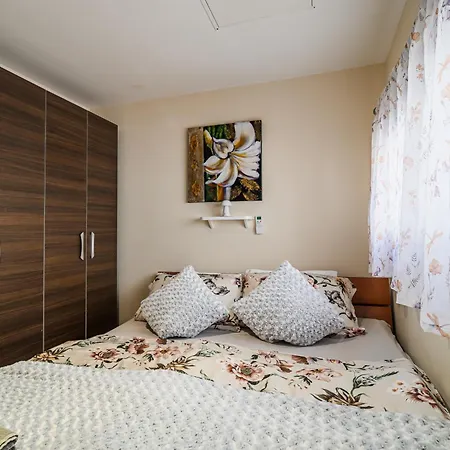 Urska's Premium House Terme Catez