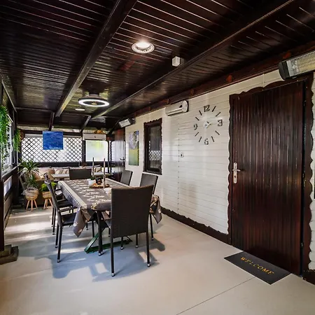 Urska's Premium House Terme Catez Apartma